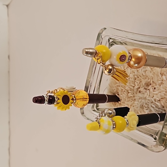 Hand Crafted Beaded Pens Set of 3 Fall Halloween Floral designs Ballpoint Black - Picture 16 of 17